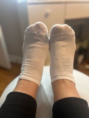 Slazenger White Low-Cut Women’s No-Show Socks Pair Well Worn